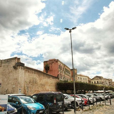 Essentia Rooms- Ortigia Holidays Syracuse Buitenkant foto