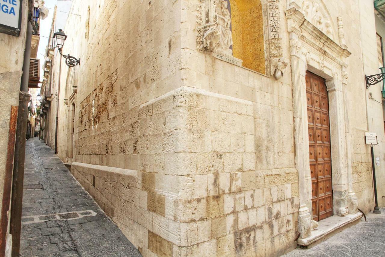 Essentia Rooms- Ortigia Holidays Syracuse Buitenkant foto